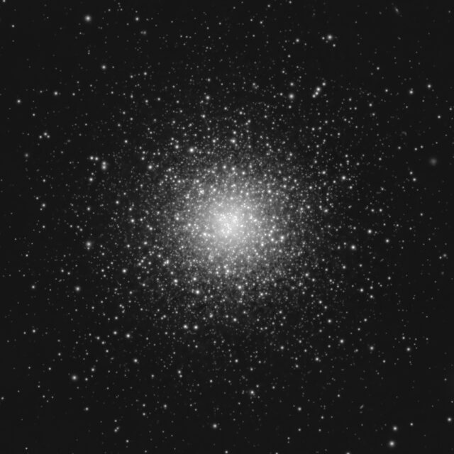 M53