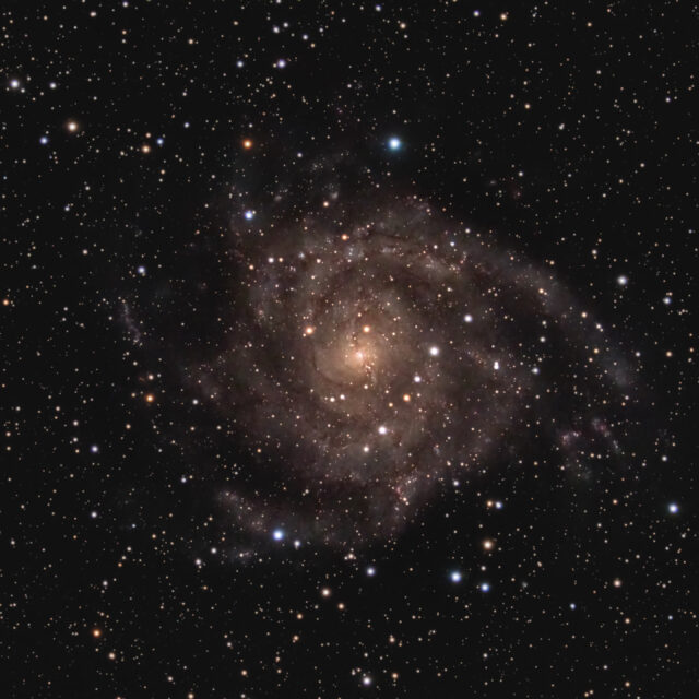 IC 342 la galaxie cachée